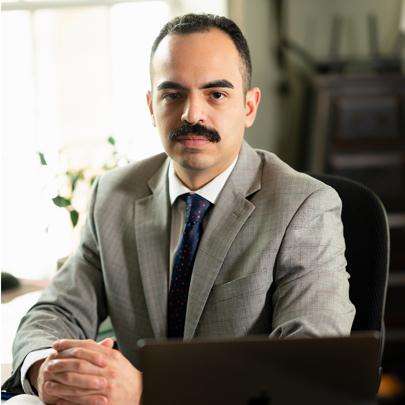 Attorney Rolando Argüelles at Argüelles & Lambert Law Firm in San Antonio, TX, experienced in criminal defense and client advocacy.